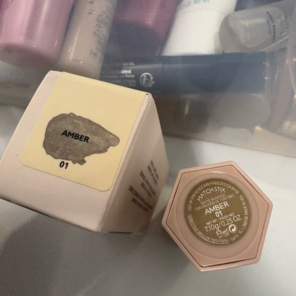 Fenty Beauty Match Stix Matte Skinstick - Tan - Picture 3 of 8
